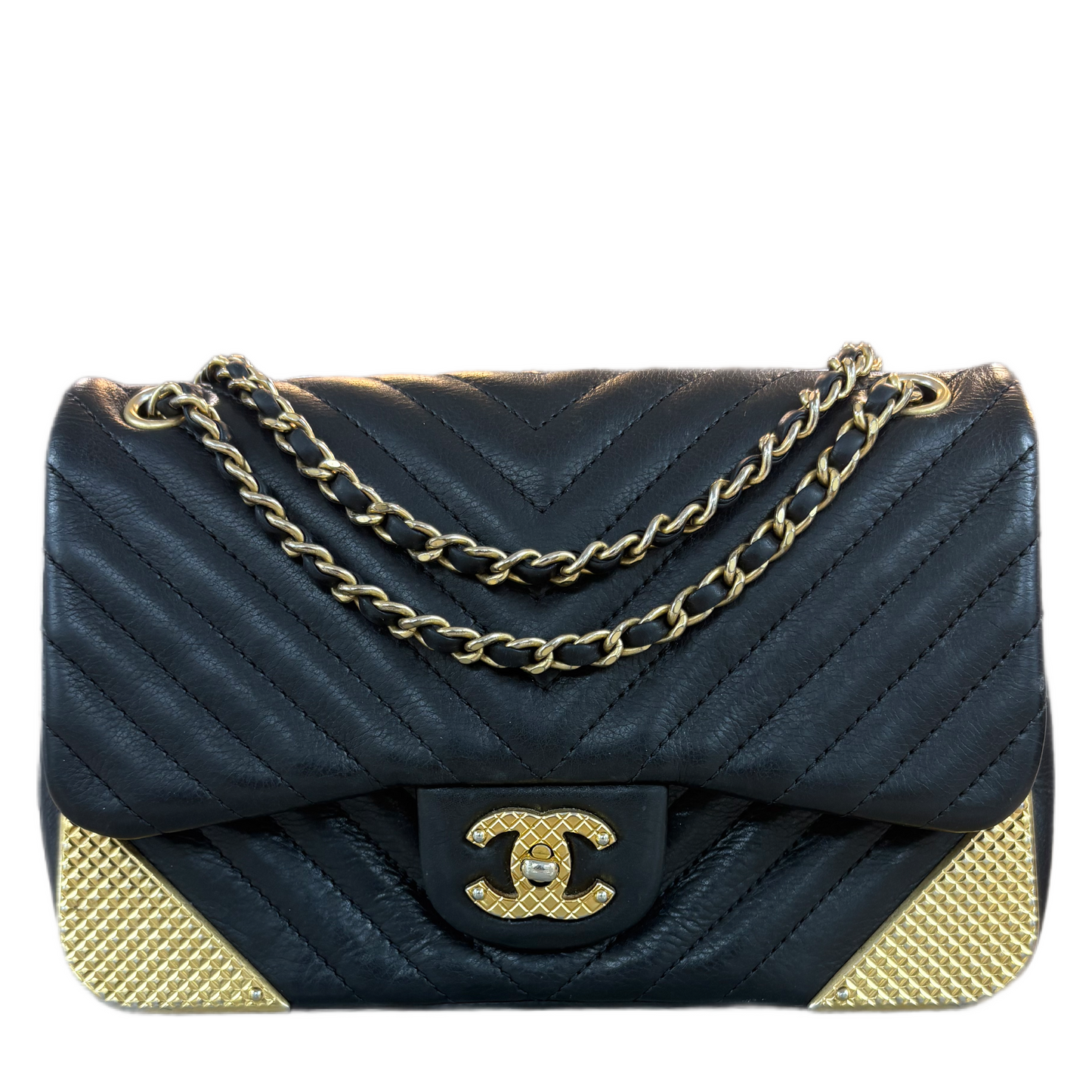 CHANEL Rock the Corner Flap