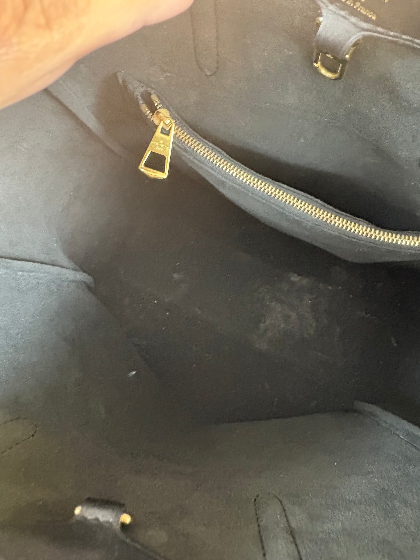 LOUIS VUITTON Belmont Tote MM