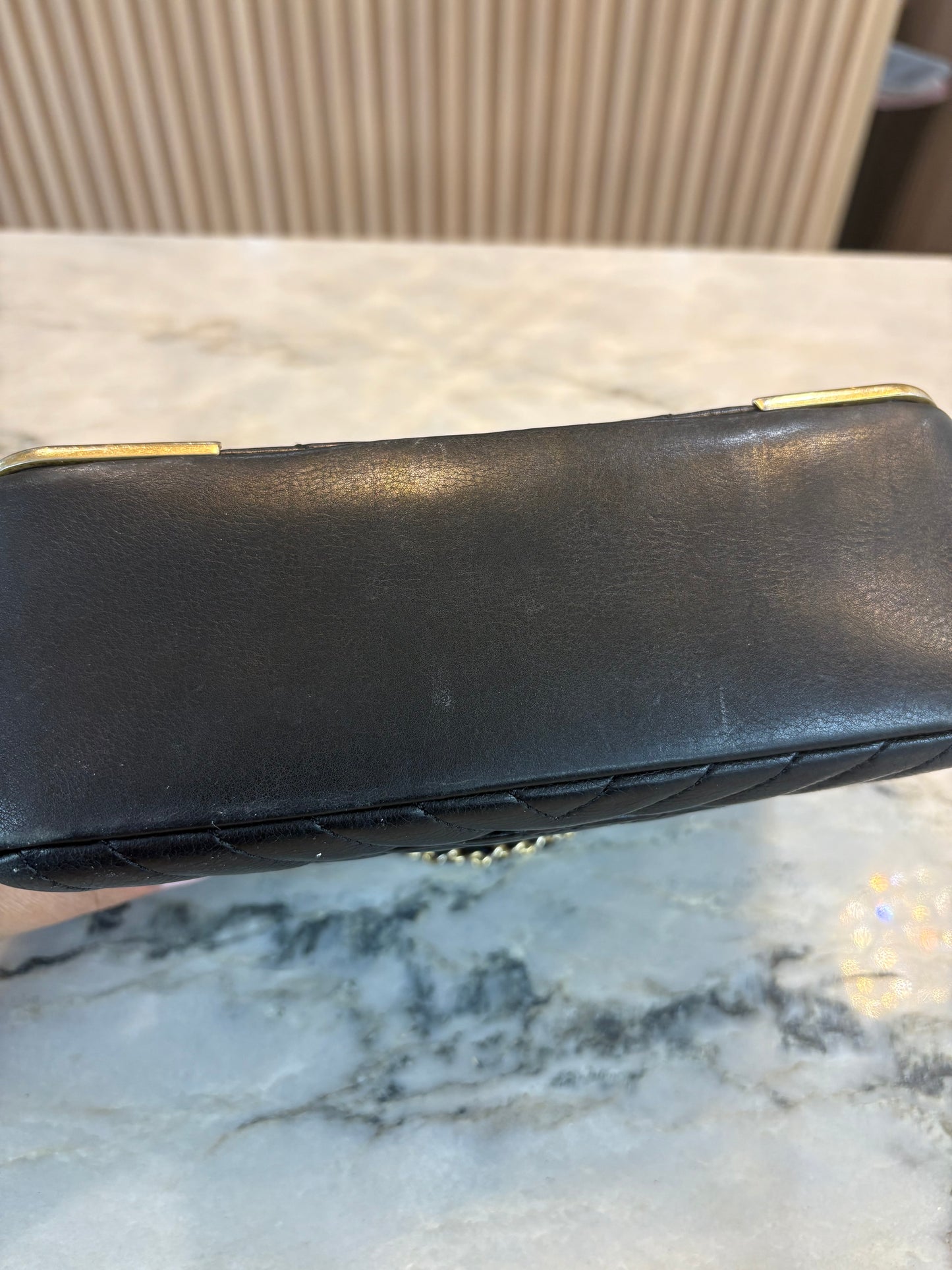 CHANEL Rock the Corner Flap