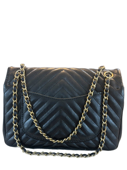 CHANEL Rock the Corner Flap