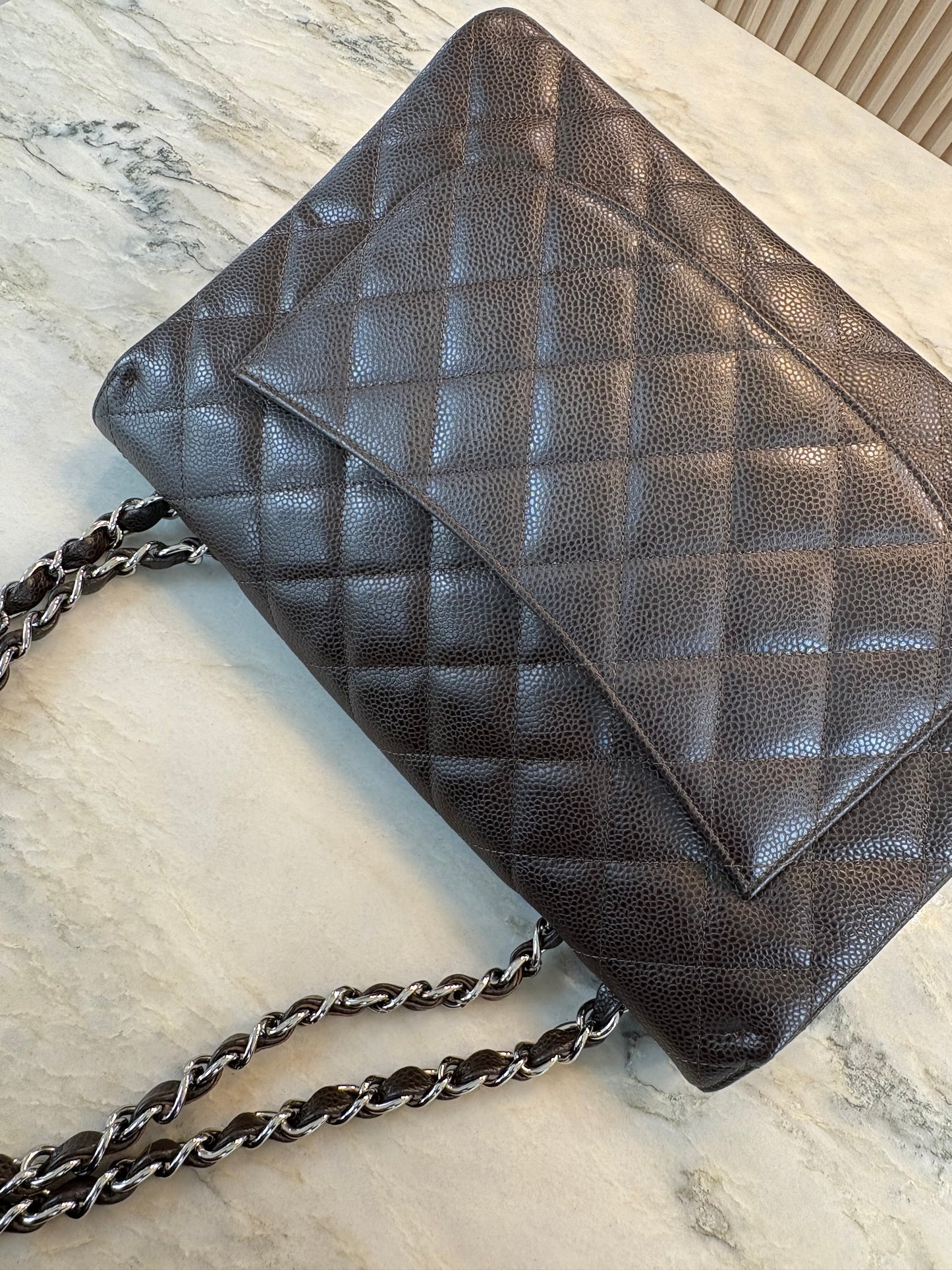 CHANEL Brown Jumbo Single Classic Flap