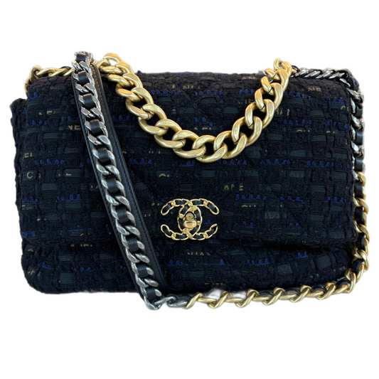 CHANEL Maxi 19 Tweed Black and Navy