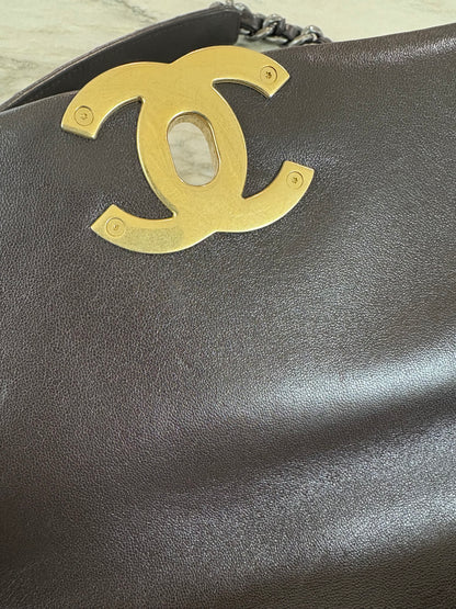 CHANEL Lambskin Medium 19 Flap Brown