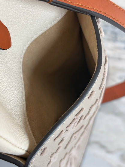 LOUIS VUITTON Calfskin Monogram Tufting On My Side Galet