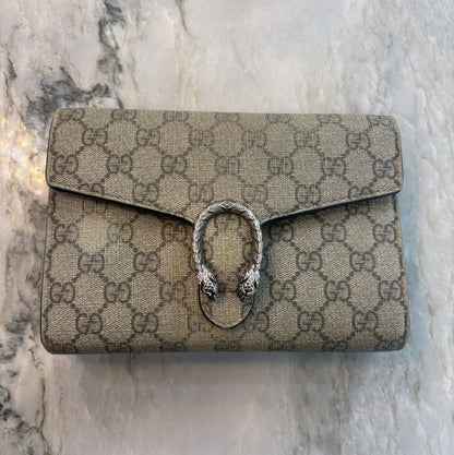 GUCCI GG Supreme Monogram Mini Dionysus Chain Wallet Black