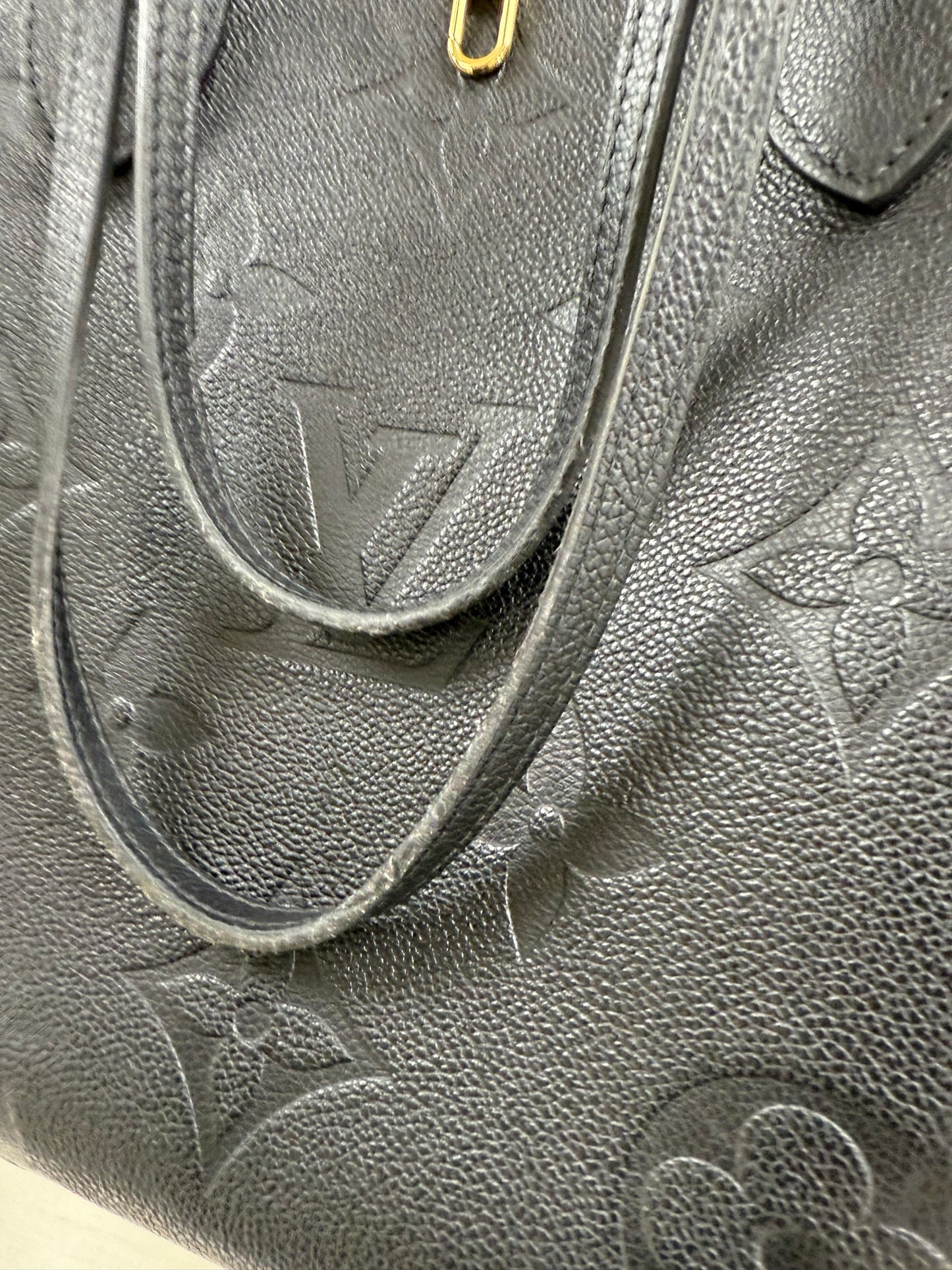 Louis Vuitton Empreinte Monogram Giant Neverfull MM Black