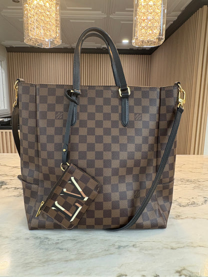 LOUIS VUITTON Belmont Tote MM